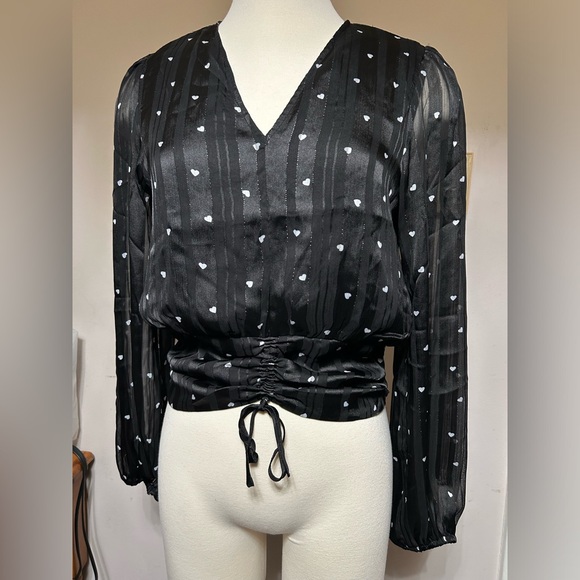 Heart Printed long sleeve blouse - Picture 1 of 9